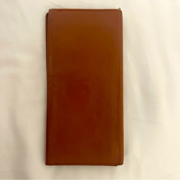 Vintage Carolina Herrera Made in Italy wallet in rich supple leather - Picture 2 of 9